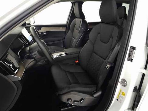 New 2025 Volvo XC90 T8 Plus w/ Protection Package Premier image 12
