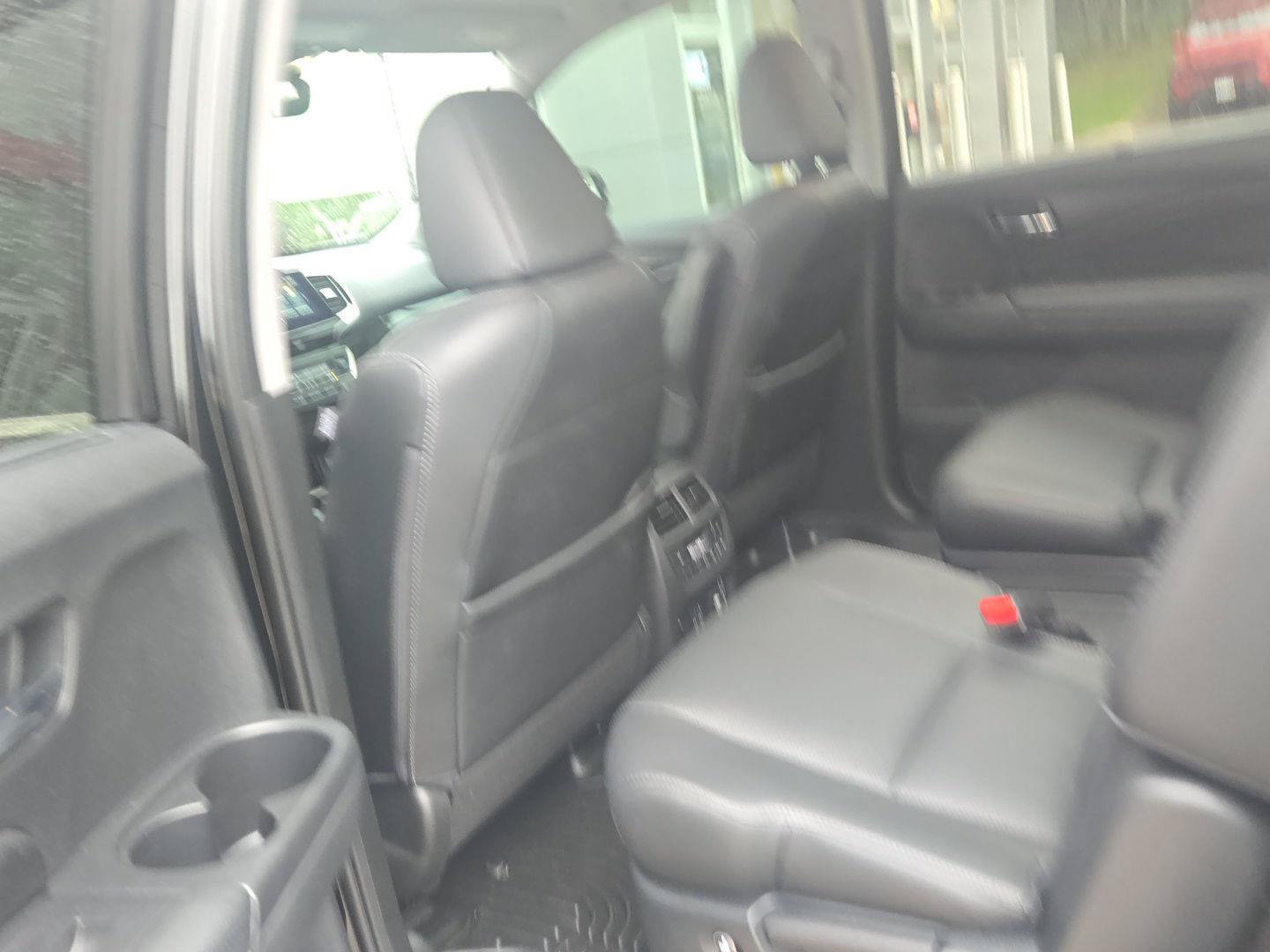 Used 2020 Honda Pilot Elite image 18