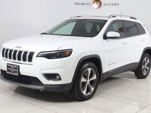 Used 2019 Jeep Cherokee Limited w/ Technology Group AWD/4WD image 5