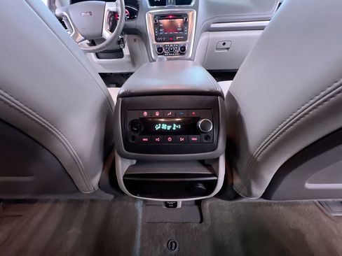 Used 2016 GMC Acadia SLT FWD image 38