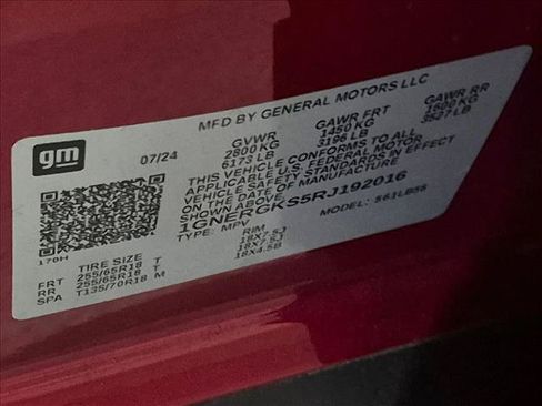 Used 2024 Chevrolet Traverse LT FWD image 18