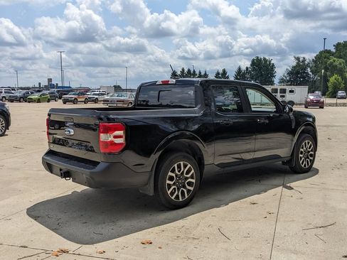 Used 2023 Ford Maverick Lariat FWD image 3