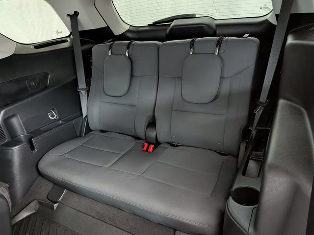Certified 2025 Ford Explorer Active AWD/4WD image 17