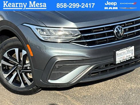 Used 2024 Volkswagen Tiguan S image 6