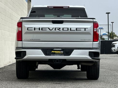 Certified 2022 Chevrolet Silverado 1500 Custom image 5