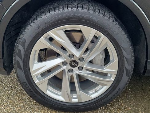 Used 2023 Audi Q7 3.0T Premium image 5