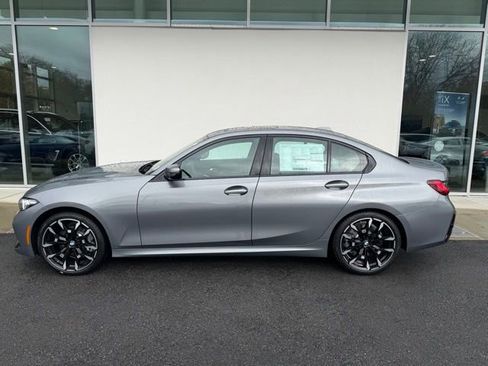 New 2026 BMW 330i xDrive Sedan w/ M Sport Package image 2
