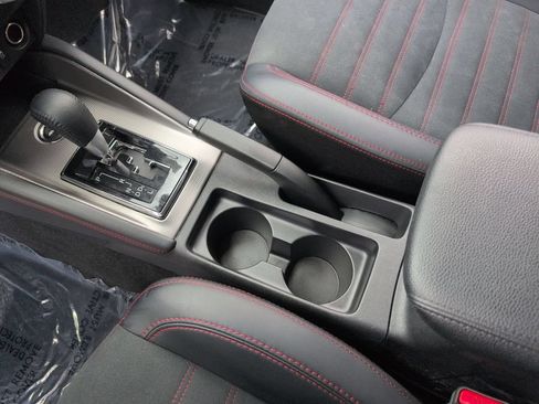 Used 2025 Mitsubishi Outlander Sport SE AWD/4WD image 23