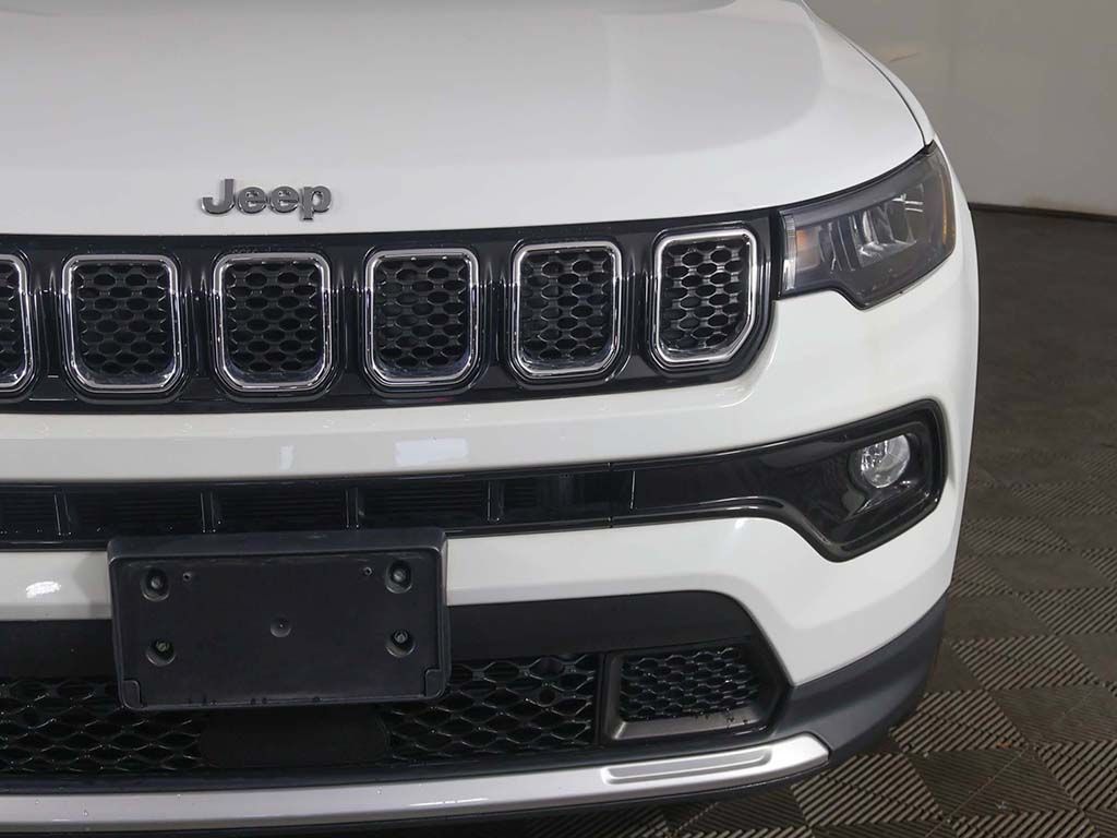 Used 2023 Jeep Compass Limited w/ Sun and Sound Group AWD/4WD image 15