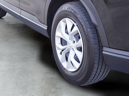 Used 2025 Honda CR-V LX image 8