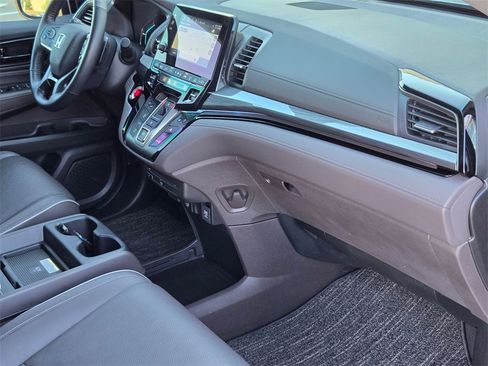 Used 2024 Honda Odyssey Elite image 26