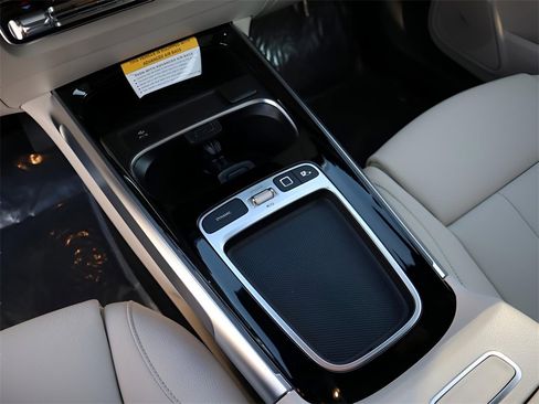 New 2026 Mercedes-Benz GLB 250 4MATIC image 44