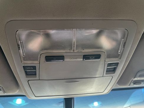 Used 2015 Toyota Avalon XLE Touring image 39