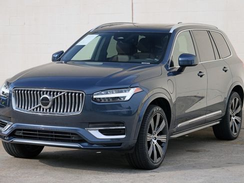 Used 2023 Volvo XC90 T8 Core AWD/4WD image 51