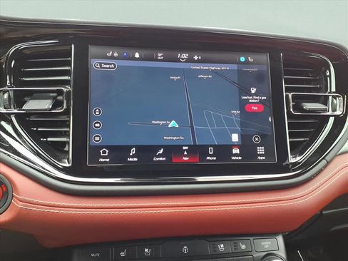 Used 2022 Dodge Durango SRT w/ Premium Interior Group image 17