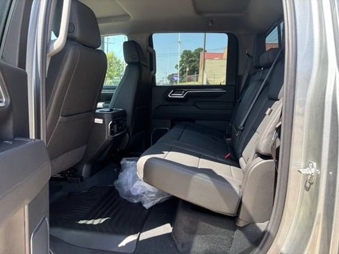 New 2026 Chevrolet Silverado 3500 LTZ w/ LTZ Convenience Package AWD/4WD image 12