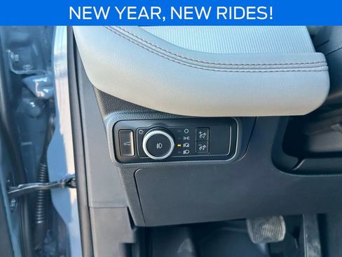 New 2026 Ford Explorer Active image 14