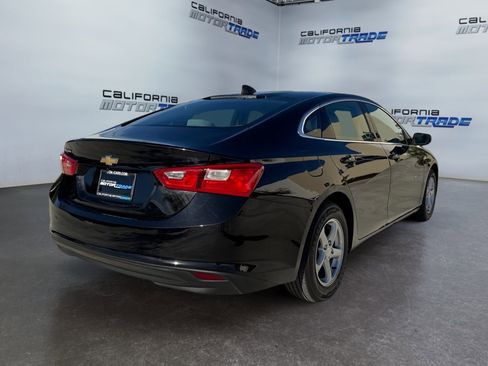 Used 2017 Chevrolet Malibu LS image 5