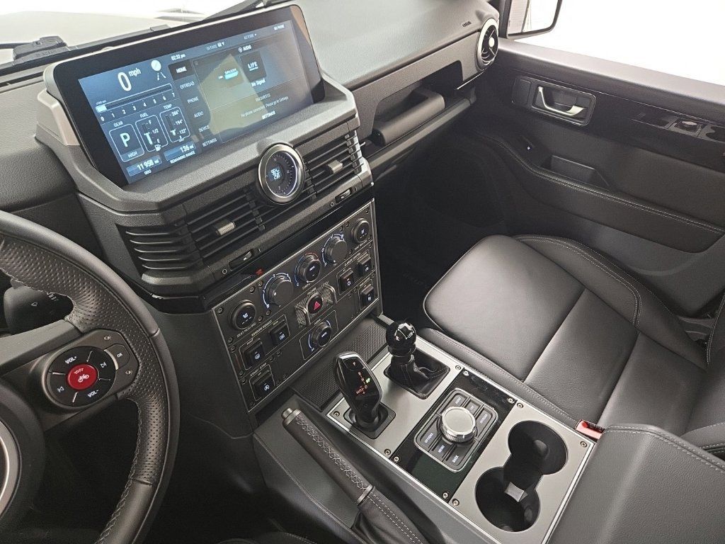 Used 2024 INEOS Grenadier Station Wagon AWD/4WD image 13