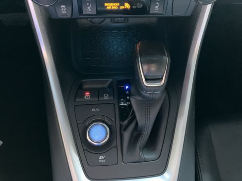 Used 2022 Toyota RAV4 XSE w/ XSE Grade Weather Package AWD/4WD image 19