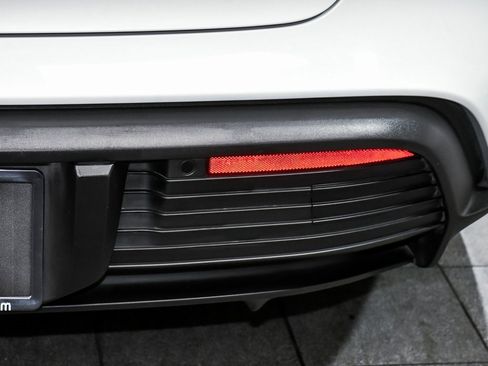 Used 2022 Porsche Taycan image 69