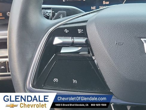 Certified 2024 Cadillac Lyriq Tech RWD image 32