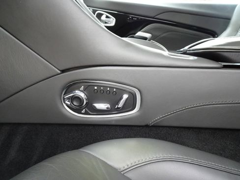 Used 2019 Aston Martin DBS Superleggera image 22