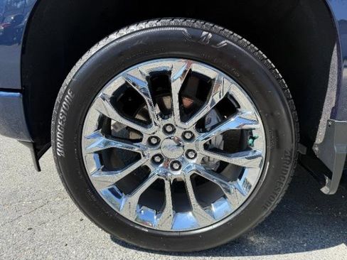 Used 2023 Chevrolet Silverado 1500 High Country w/ High Country Premium Package image 40