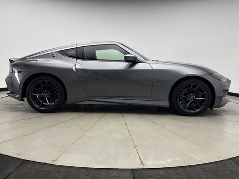 Used 2024 Nissan Z Performance w/ Floor Mat Package RWD image 6