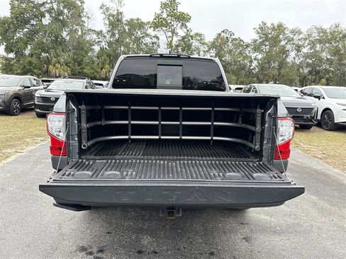 Certified 2023 Nissan Titan SV w/ SV Convenience Package image 17