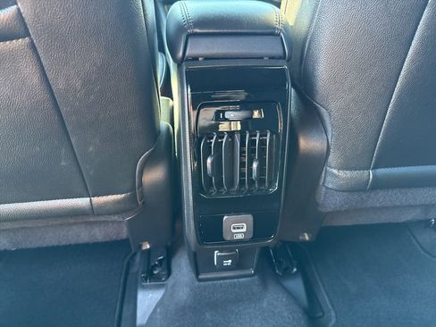 Used 2024 Jeep Compass Limited image 21