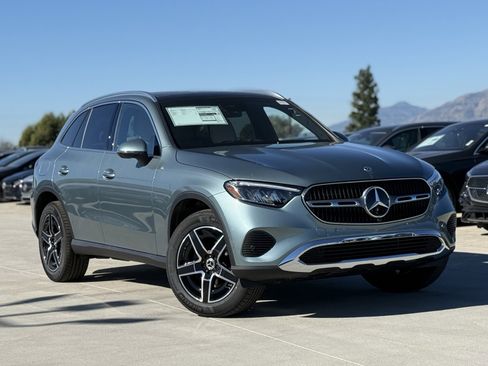 New 2026 Mercedes-Benz GLC 300 GLC 300 image 2