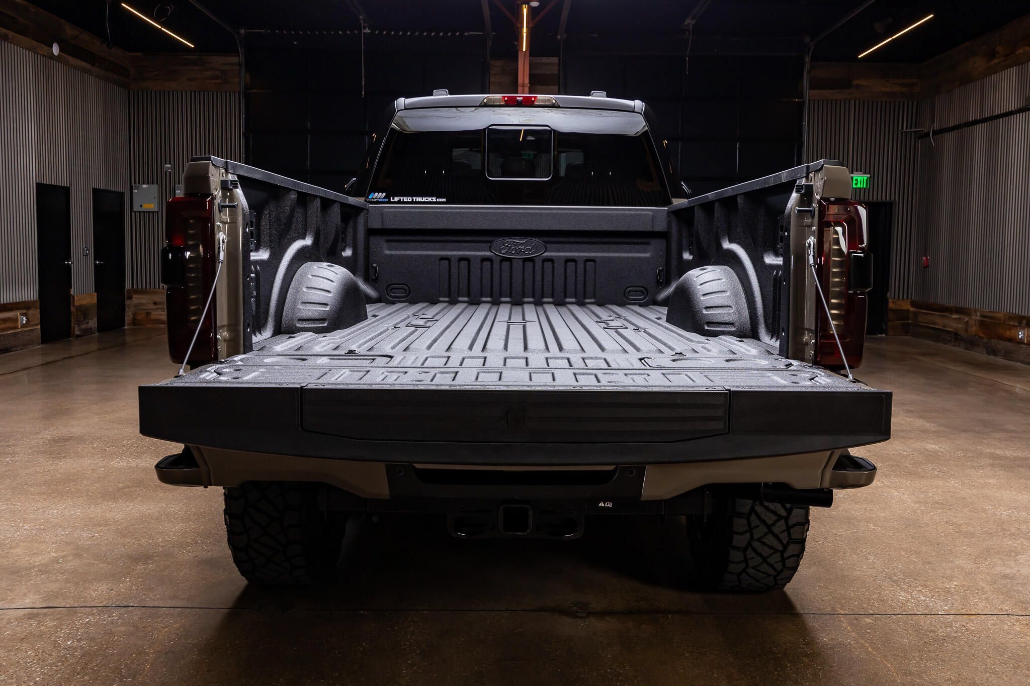 Used 2026 Ford F350 King Ranch w/ Chrome Package AWD/4WD image 9
