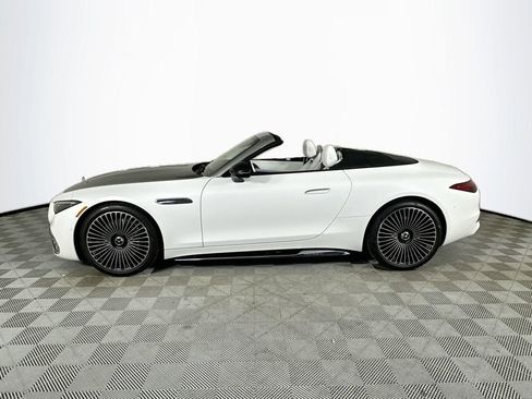 New 2026 Mercedes-Benz Maybach SL 680 image 4