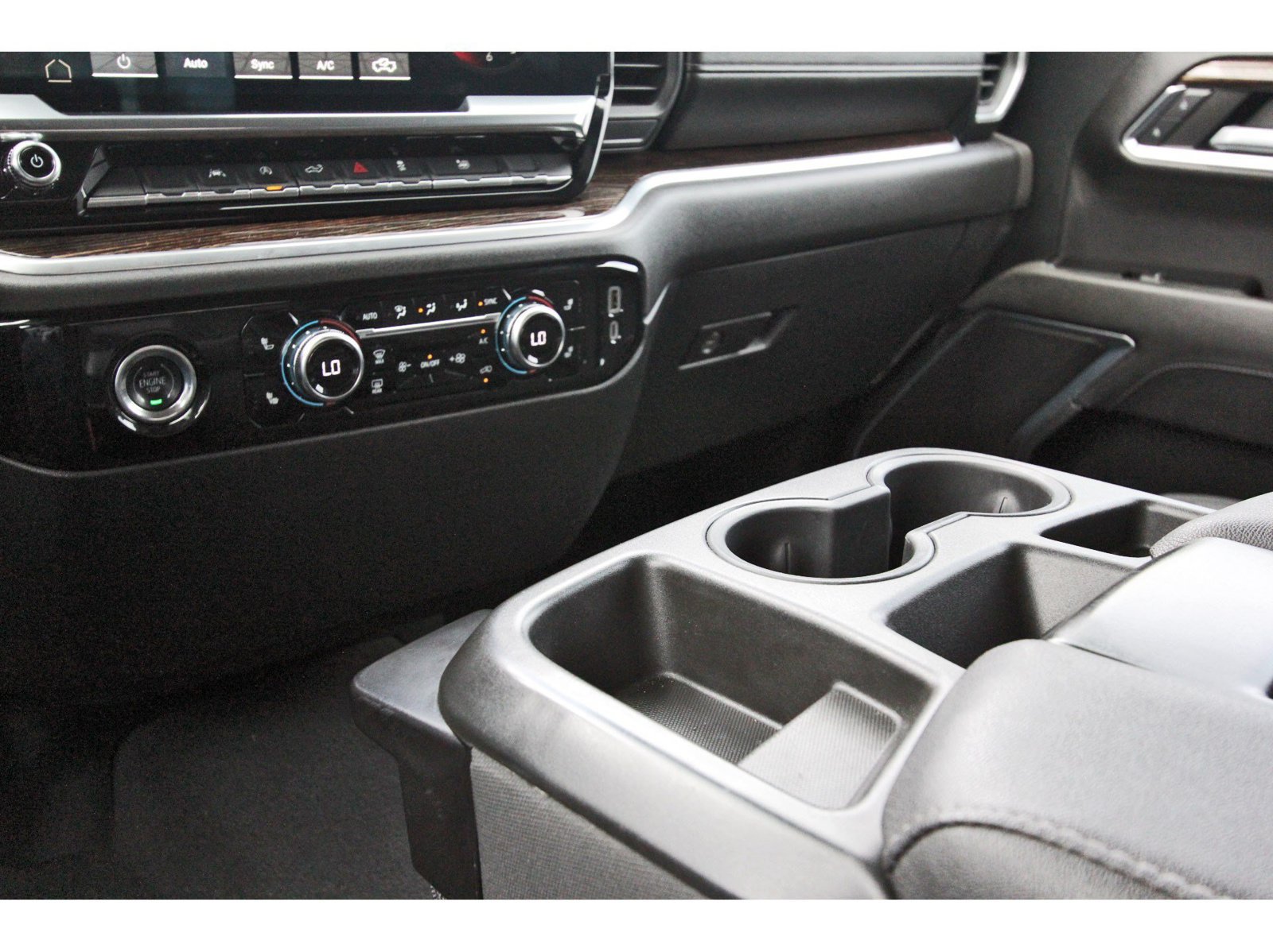 Used 2023 GMC Sierra 1500 SLE RWD image 31