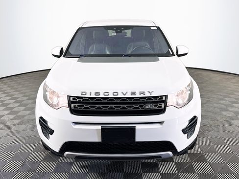 Used 2019 Land Rover Discovery Sport SE AWD/4WD image 2