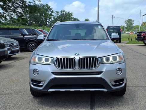 Used 2017 BMW X3 xDrive28i AWD/4WD image 2