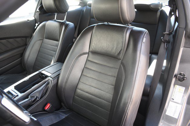 Used 2014 Ford Mustang Premium w/ Equipment Group 202A RWD image 17