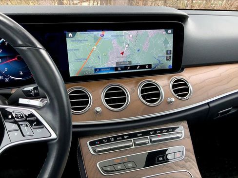 Certified 2021 Mercedes-Benz E 350 4MATIC Sedan image 7