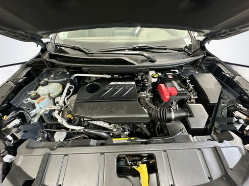 Used 2023 Nissan Rogue SV AWD/4WD image 33