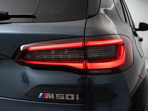 Used 2022 BMW X5 M50i w/ Premium Package AWD/4WD image 9