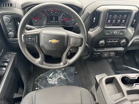 Used 2020 Chevrolet Silverado 2500 Custom w/ Custom Value Package AWD/4WD image 13