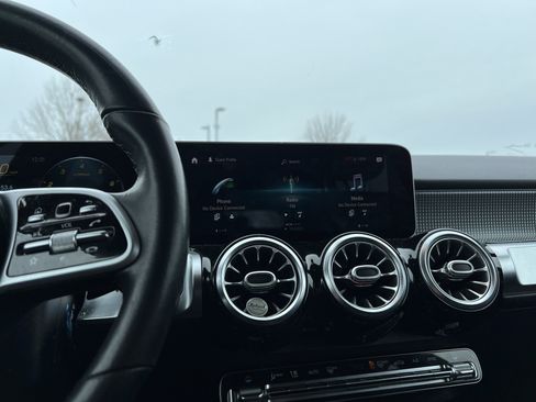 Certified 2020 Mercedes-Benz GLB 250 image 31