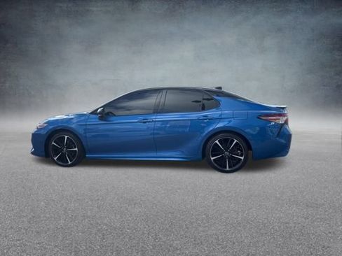 Used 2018 Toyota Camry XSE image 8