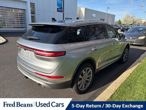 Used 2022 Lincoln Corsair AWD w/ Premium Package image 6