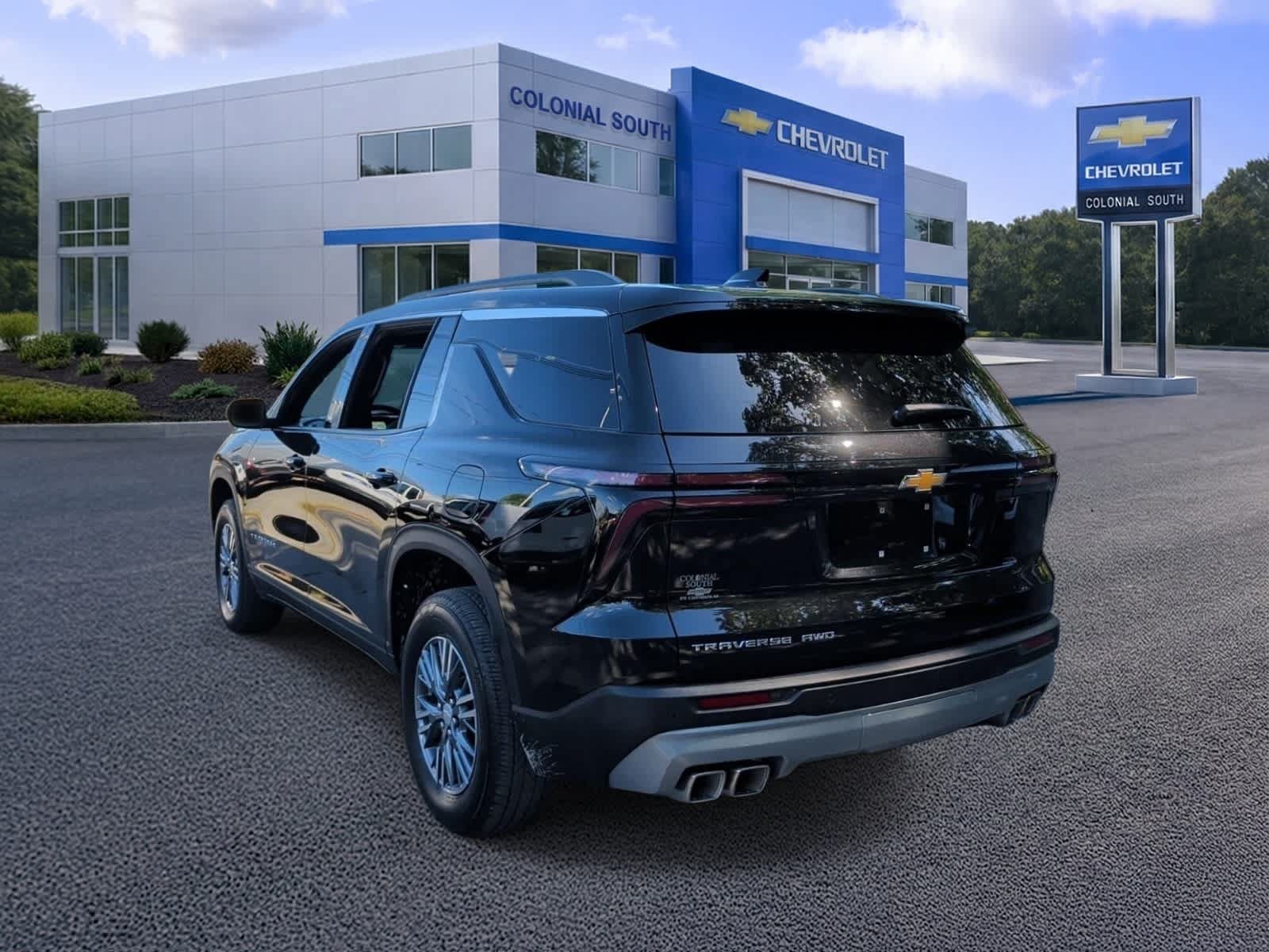 Certified 2026 Chevrolet Traverse LT AWD/4WD image 4