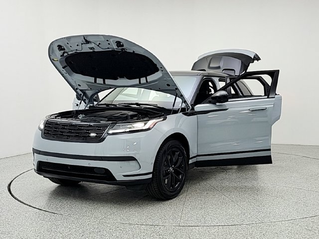 New 2026 Land Rover Range Rover Velar S AWD/4WD image 9