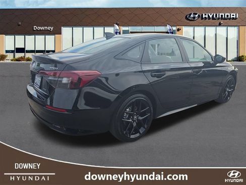Used 2025 Honda Civic Sport image 5