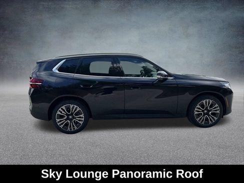 Used 2025 BMW X3 xDrive30i w/ Premium Package AWD/4WD image 11