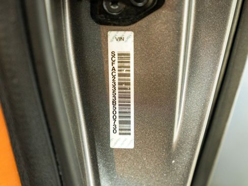 Used 2003 Aston Martin Vanquish RWD image 19